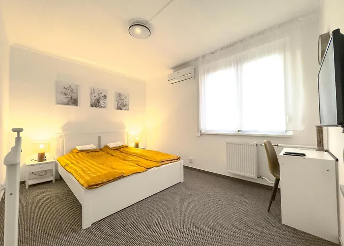 Panoramic 2Br Home-Free Parking-Ac-Top Floor
