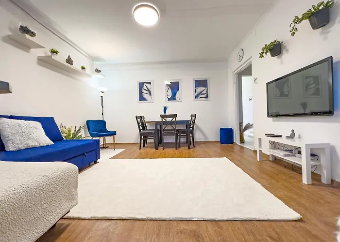 Panoramic 2Br Home-Free Parking-Ac-Top Floor